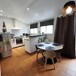 Сasa de vacaciones La Petite Tourelle Ruelle De La Fontaine *