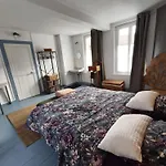 La Petite Tourelle Ruelle De La Fontaine Сasa de vacaciones Péronne