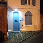 Сasa de vacaciones La Petite Tourelle Ruelle De La Fontaine *