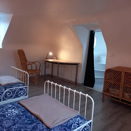 Holiday home La Petite Tourelle Ruelle De La Fontaine Peronne (Somme)