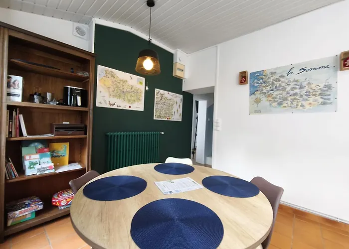 Holiday home La Petite Tourelle Ruelle De La Fontaine Peronne (Somme)