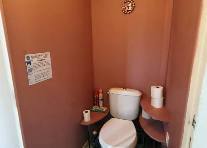 Holiday home La Petite Tourelle Ruelle De La Fontaine *