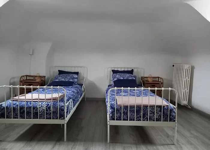 La Petite Tourelle Ruelle De La Fontaine