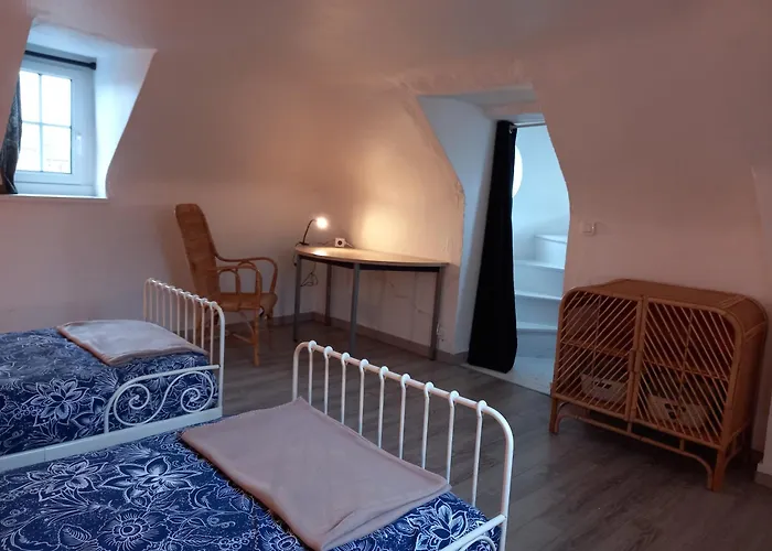 Holiday home La Petite Tourelle Ruelle De La Fontaine Peronne (Somme)